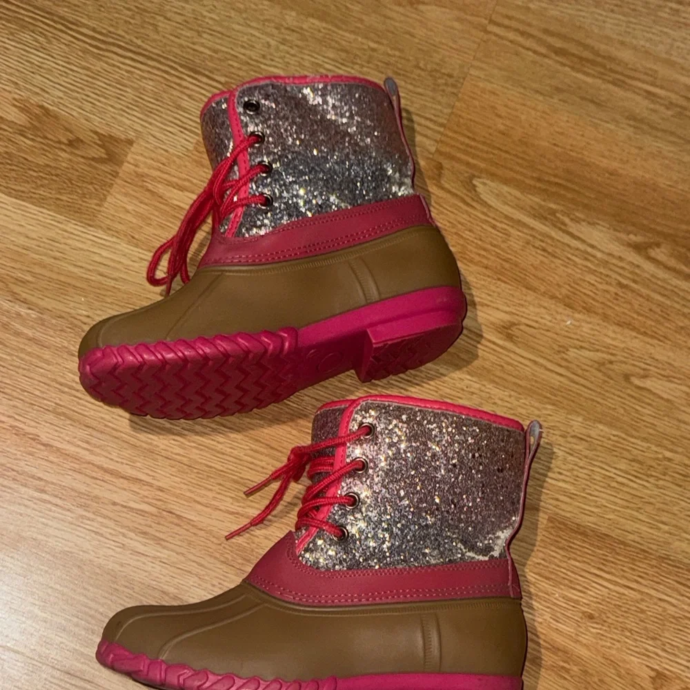 FabKids Brown and Pink Glitter Boots